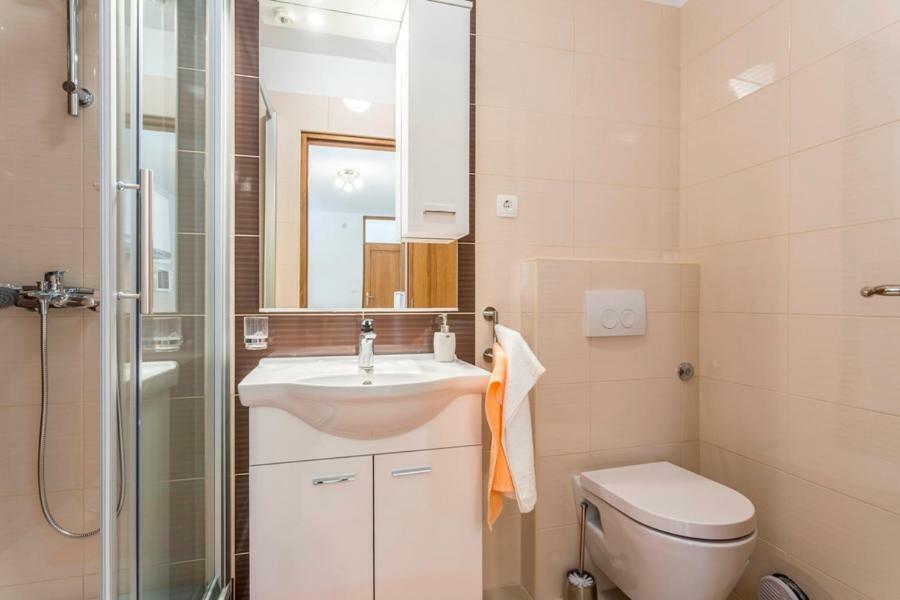 Apartments Bezmalinovic 2 Bol Extérieur photo