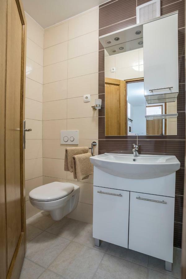 Apartments Bezmalinovic 2 Bol Extérieur photo