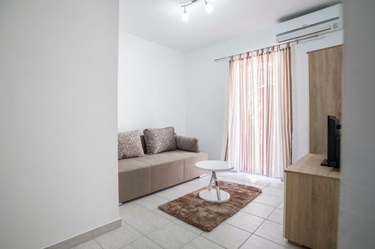 Apartments Bezmalinovic 2 Bol Extérieur photo